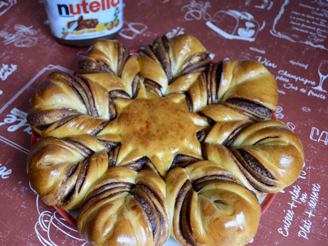 Nutella bread flower